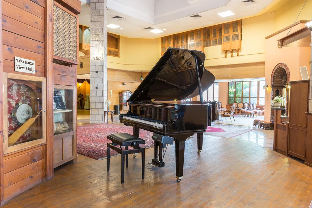 Hotel & Museum Dona Gracia Тверия Экстерьер фото